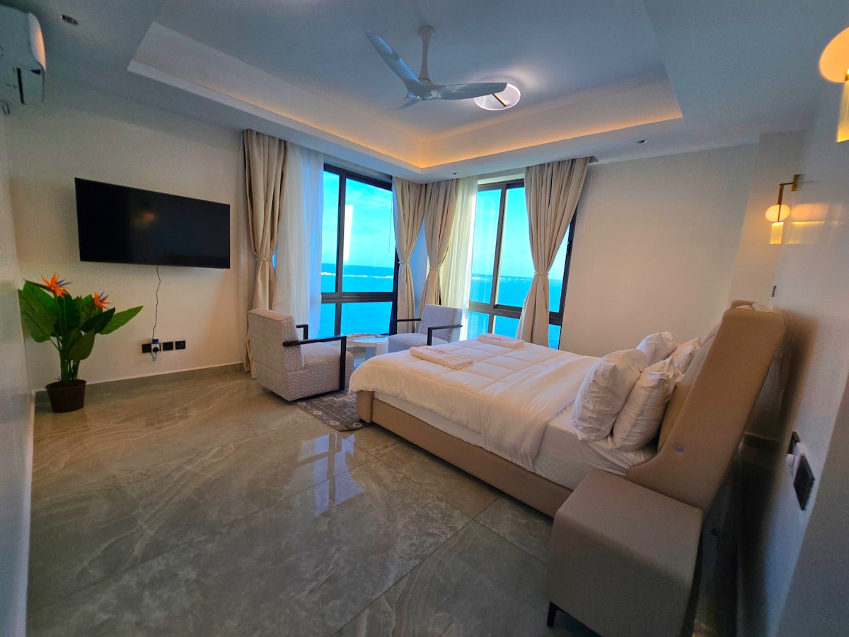 Nauras Towers Beachfront, 4BR — photo 46