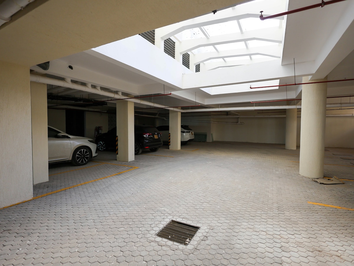 Nauras Towers Beachfront, 4BR — photo 17