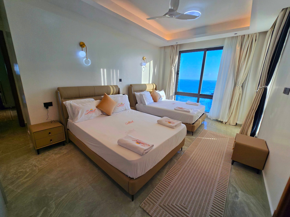 Nauras Towers Beachfront, 4BR — photo 45