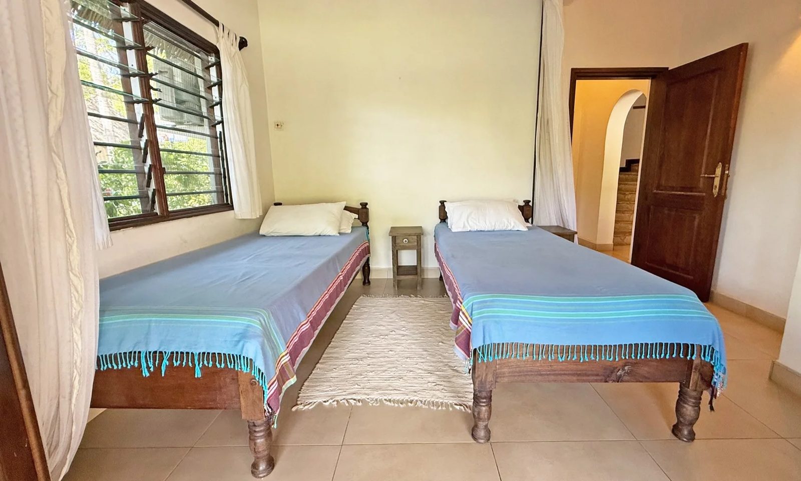 Coconut Grove, 4BR Mida Forest — photo 32