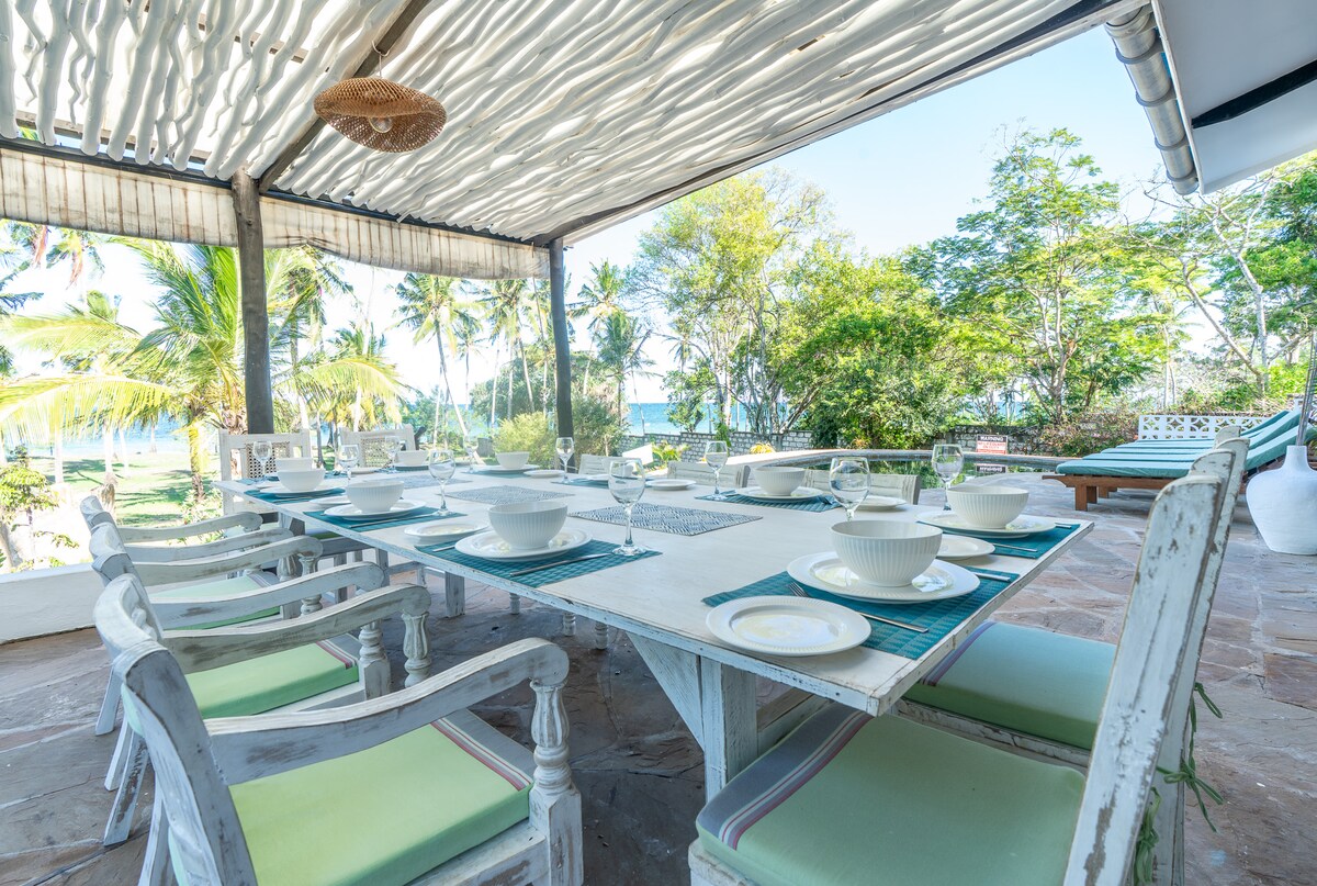 Cape Blush Villa @ Flamboyant — photo 5