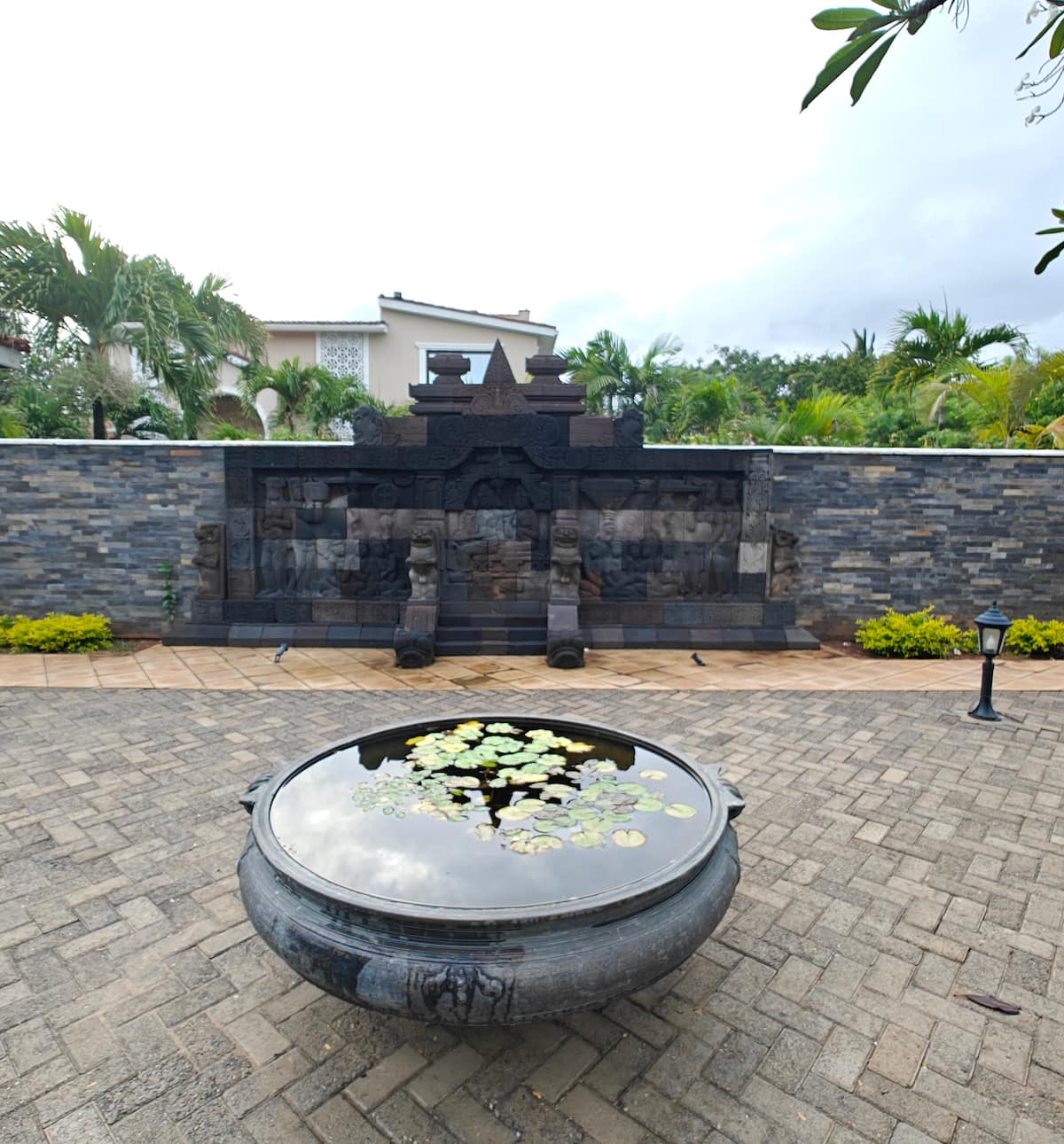Villa Pranaa, Bofa Road — photo 11