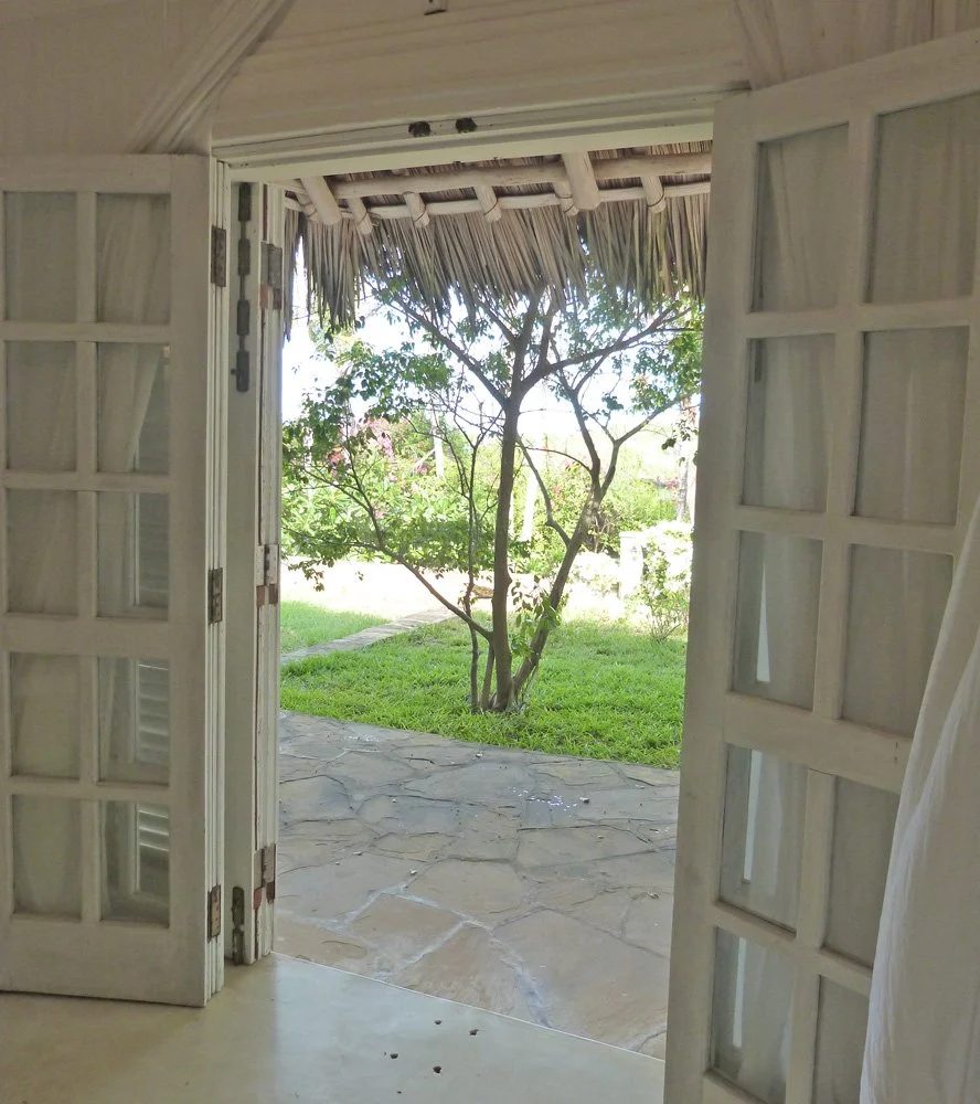 Blue Bay Beach House, 5BR Beachfront — photo 20