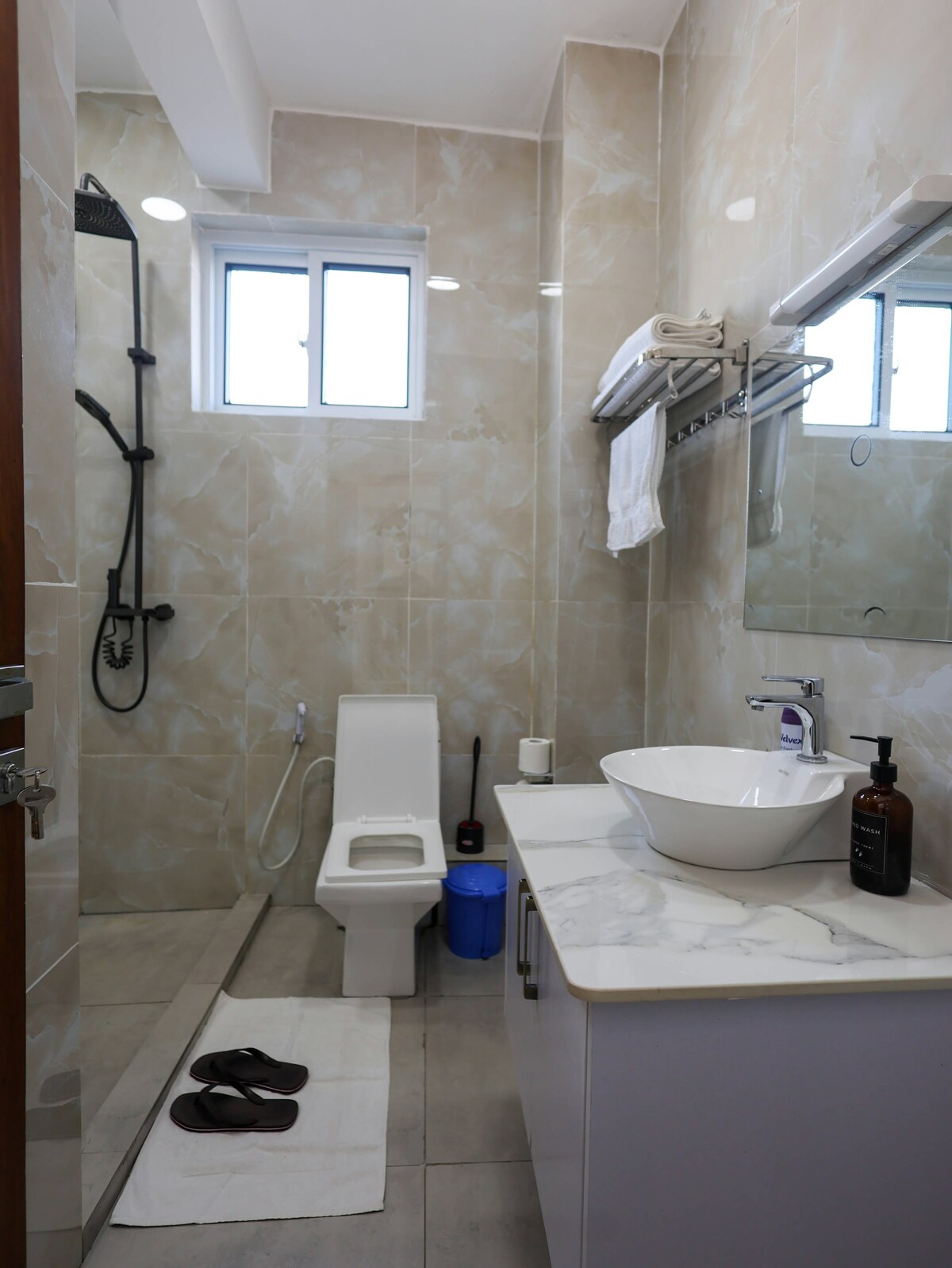 Seaside Haven Sea Views, 4BR — photo 50