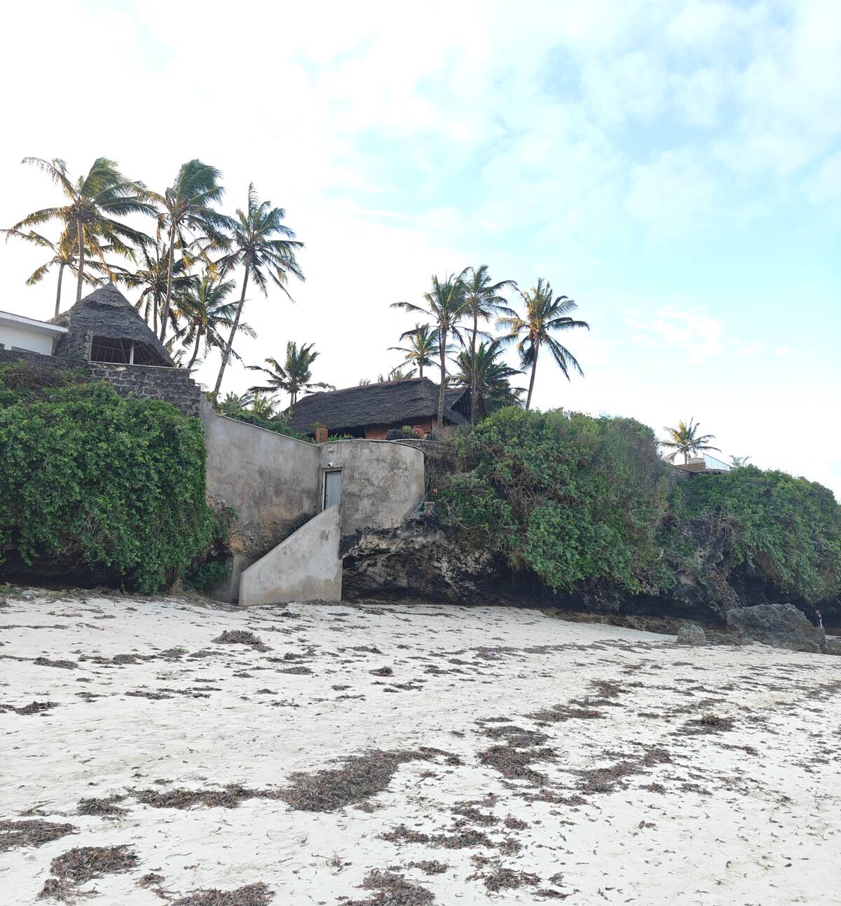 Villa Pranaa, Bofa Road — photo 26