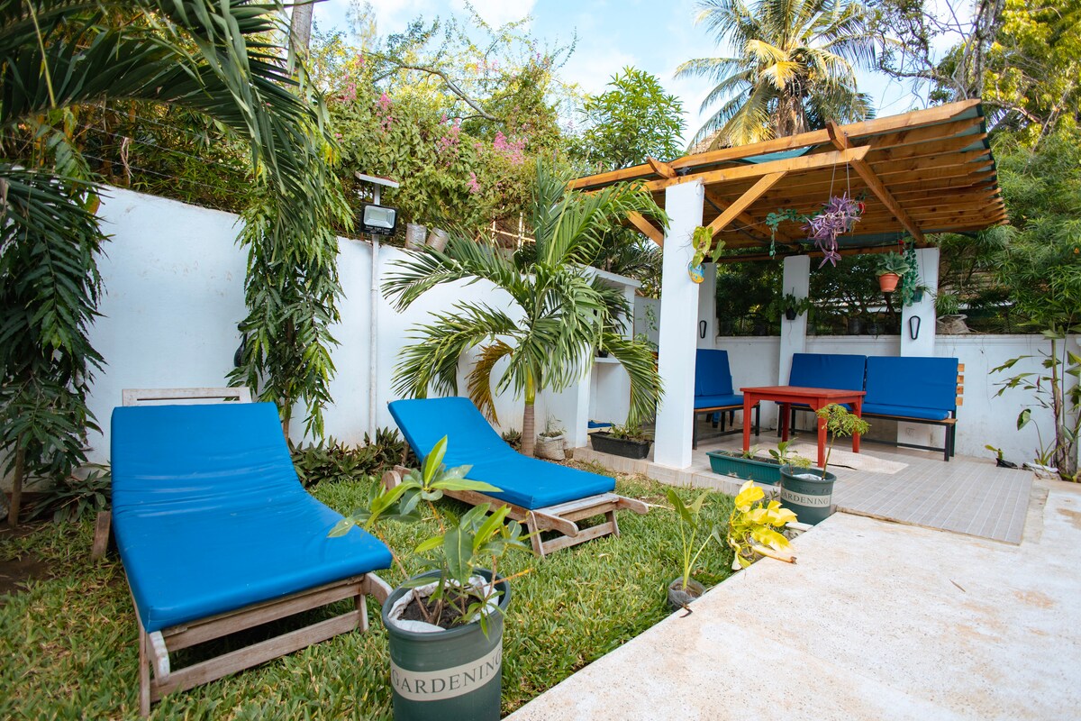 8BR Diani Villa, Pool & Chef — photo 13