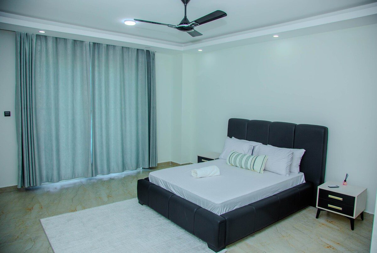 Semo's Aqua Luxury 6BR Penthouse — photo 45