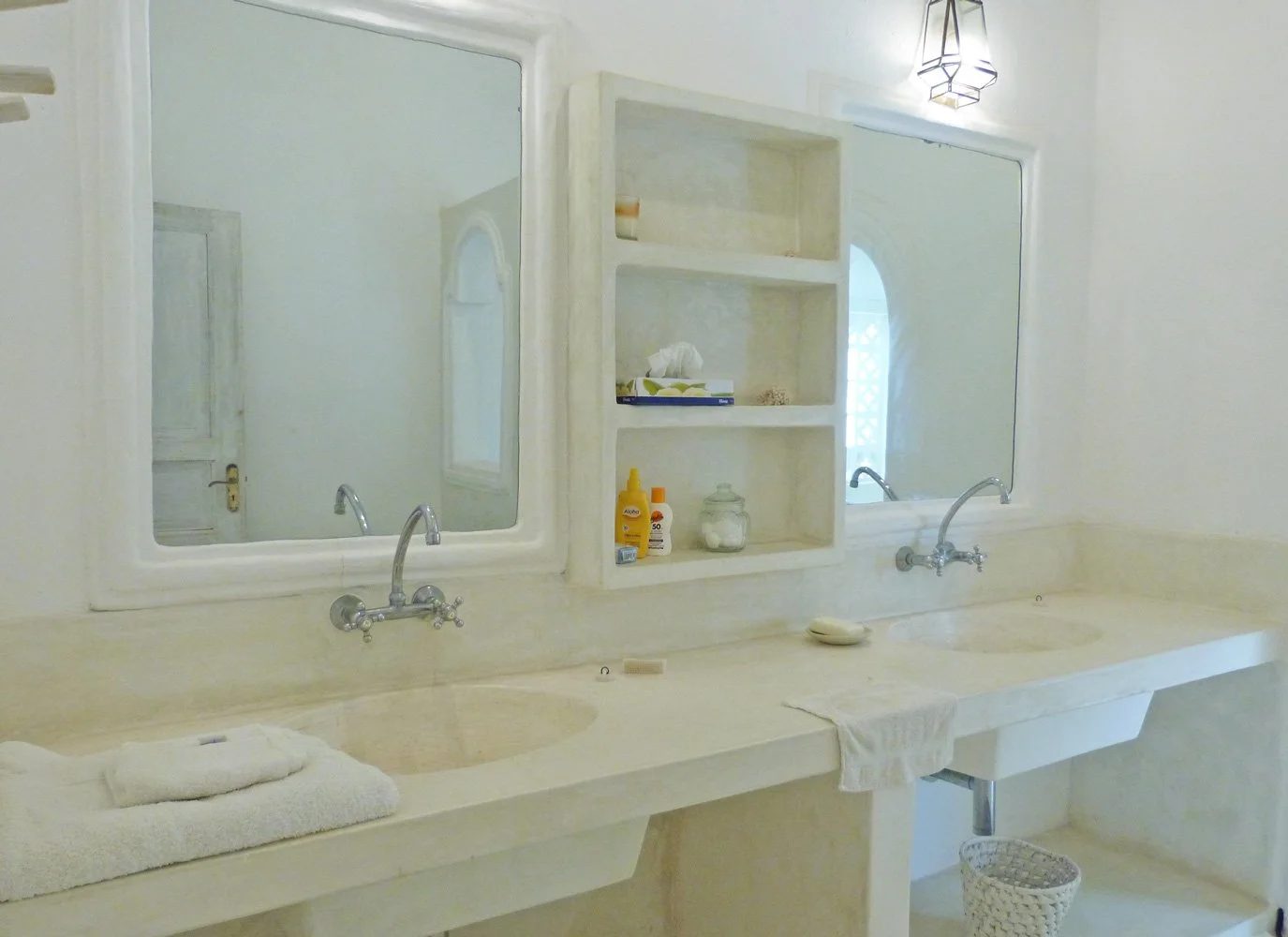 Blue Bay Beach House, 5BR Beachfront — photo 19