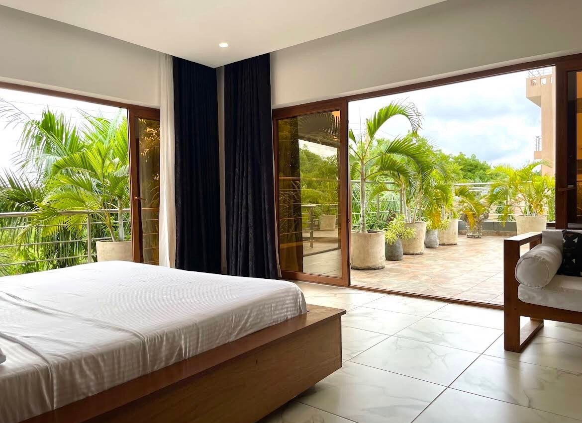 Palm Haven 1, 5BR — photo 22