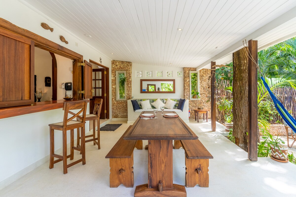 Inshallah Beach Cottage — photo 24