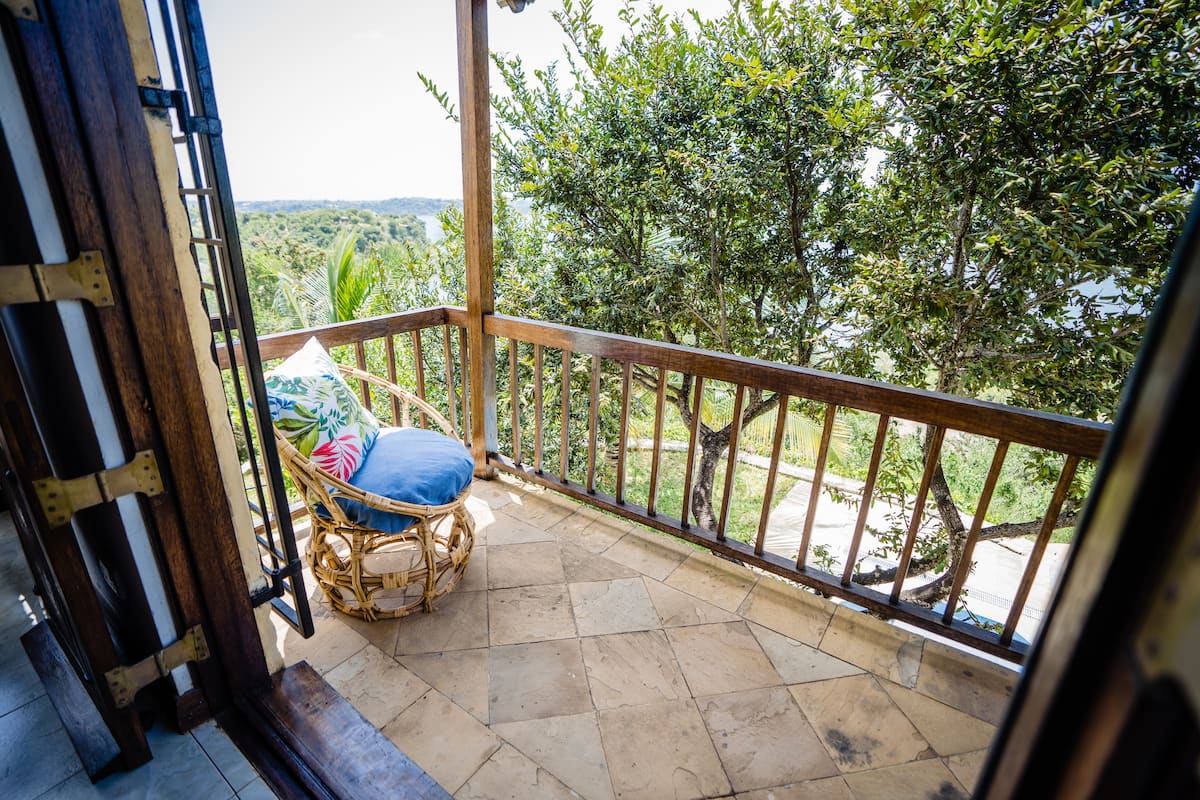 Fumbeni House, 4BR — photo 25