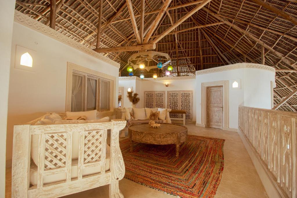 Nuru Villa — Beachfront — photo 15