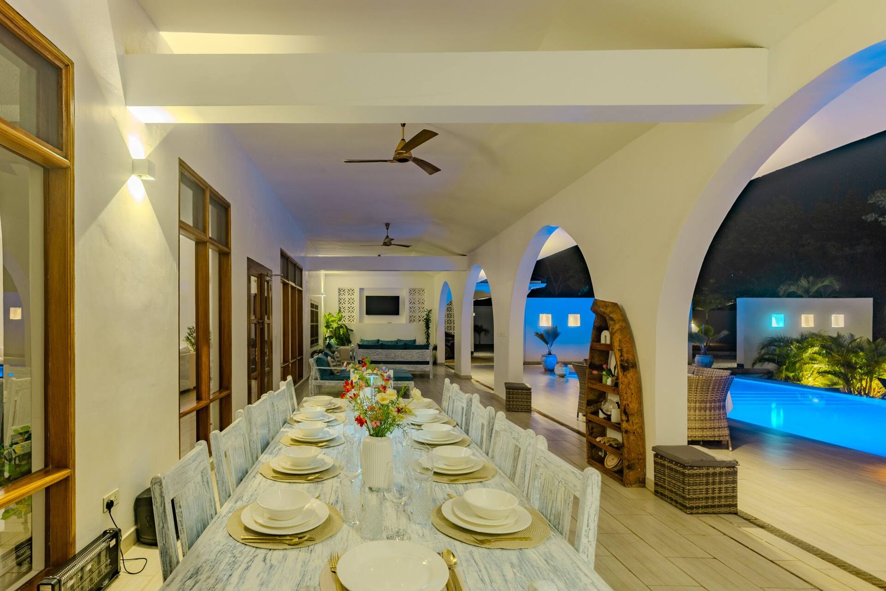 Sky Villa — Luxury Pool Retreat — photo 57