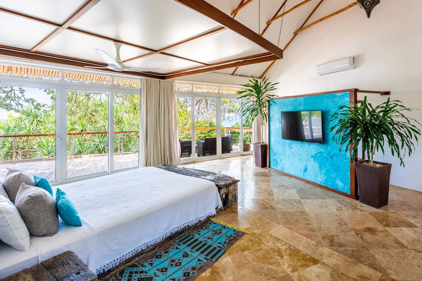 Tequila Sunrise Villa — photo 70