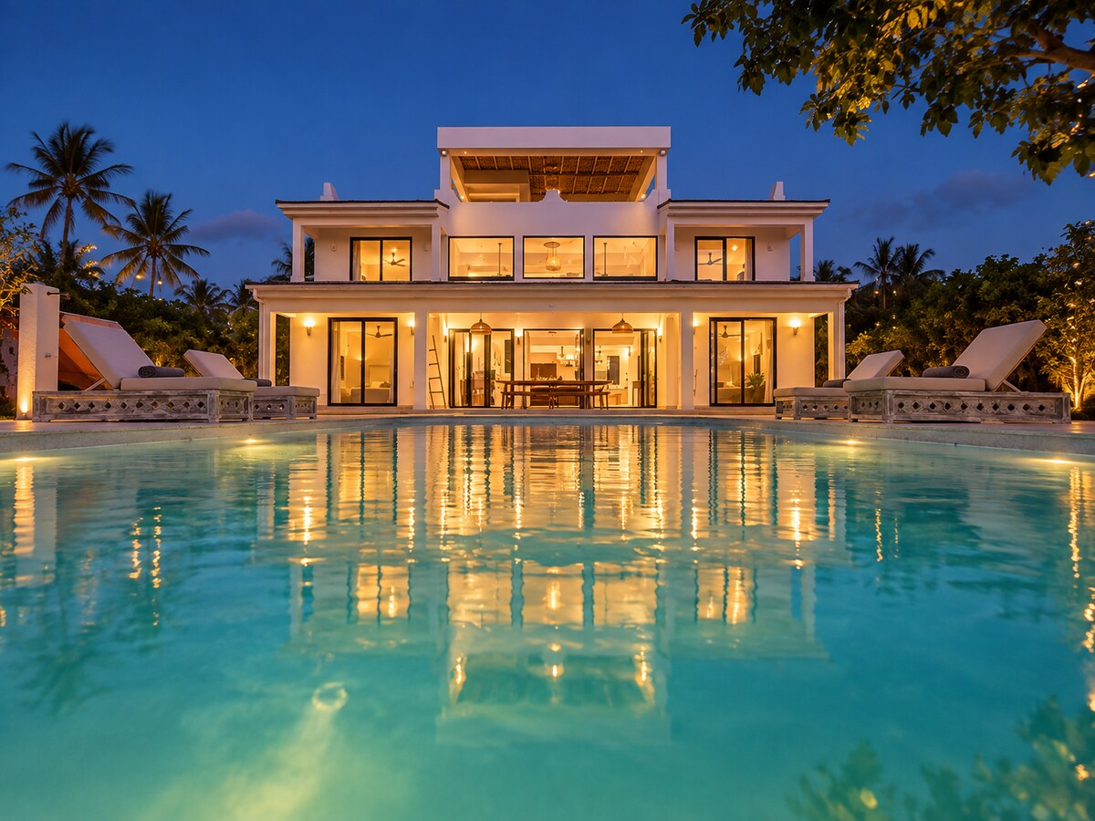 Sunset Sanctuary, 4BR Mida Creek in Mida Creek Peninsula, Watamu