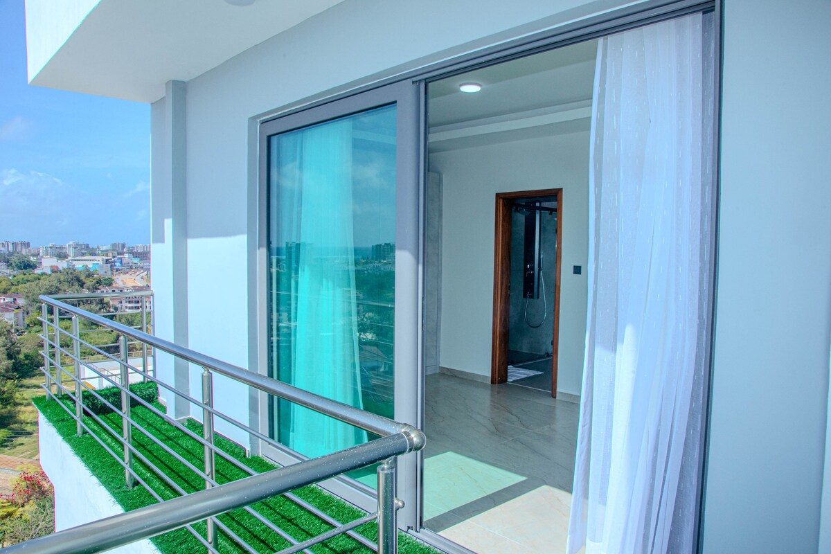 Semo's Aqua Luxury 6BR Penthouse — photo 72