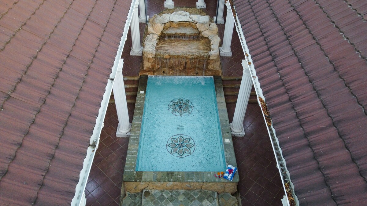 Diani Hilltop Villa, 5BR — photo 9