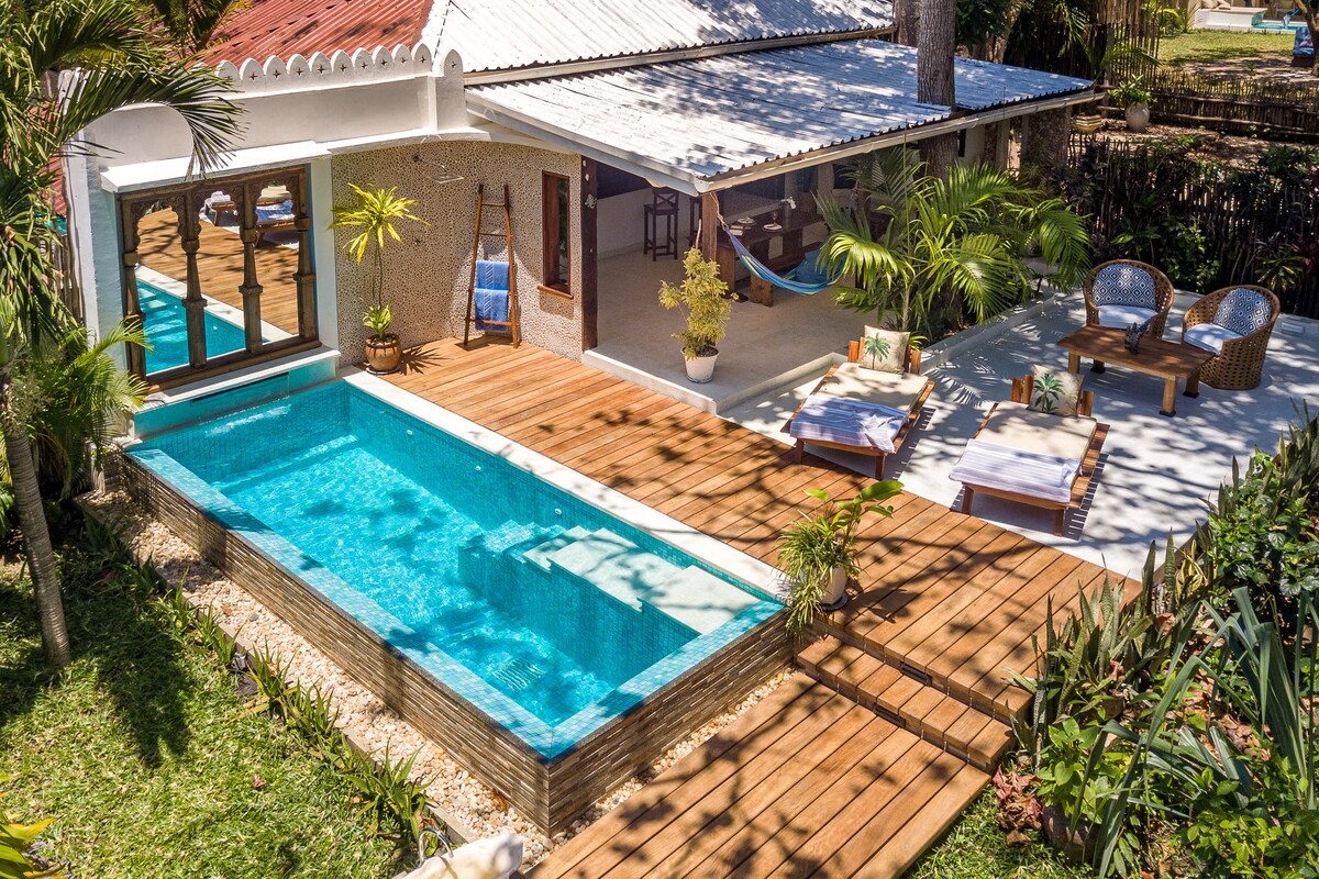 Inshallah Beach Cottage — view 2