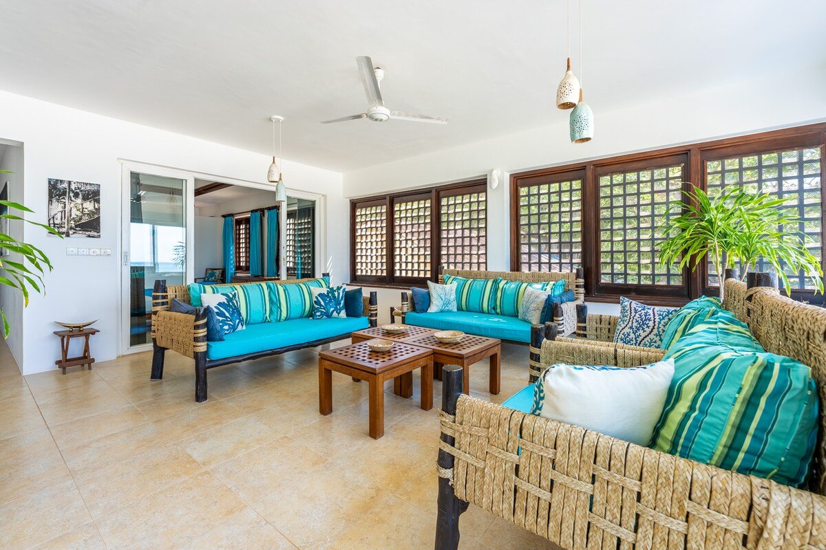 Tequila Sunrise Beach Cabana — photo 15