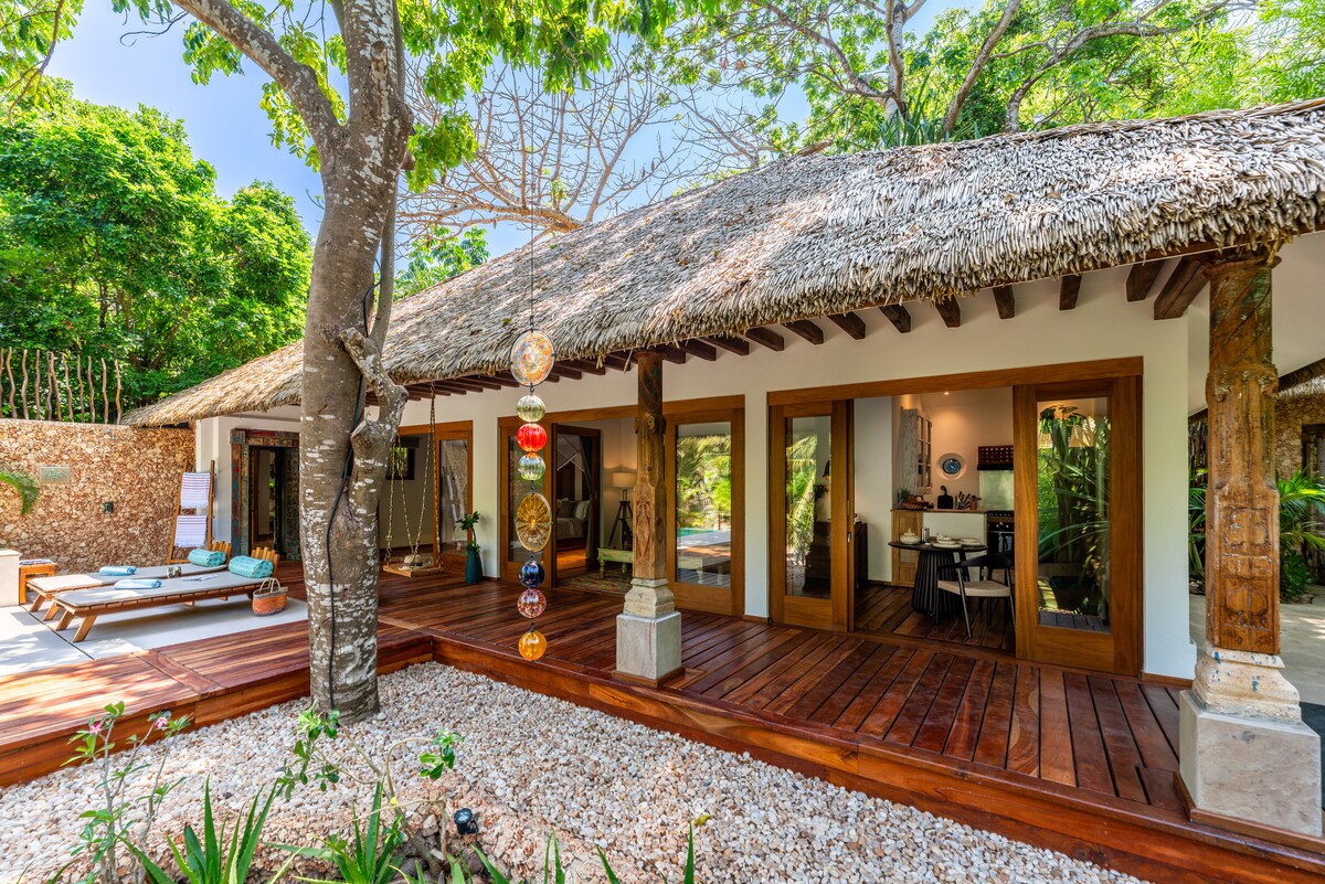 Pandanas Beach Villa — photo 39