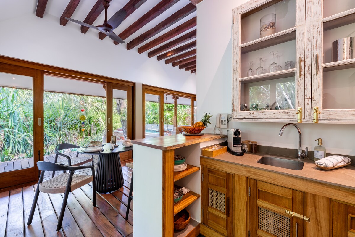 Pandanas Beach Villa — photo 15