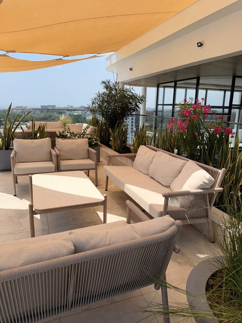 Sea View Apartment · 11th Floor — photo 18