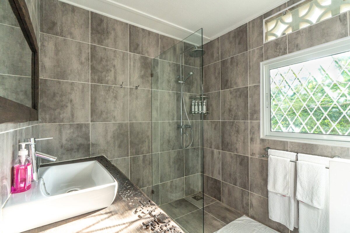 Cape Blush Villa @ Flamboyant — photo 20