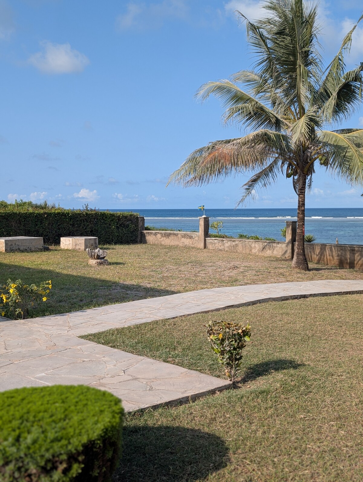Luxury 4BR Beachfront Villa, Private Paradise — photo 4