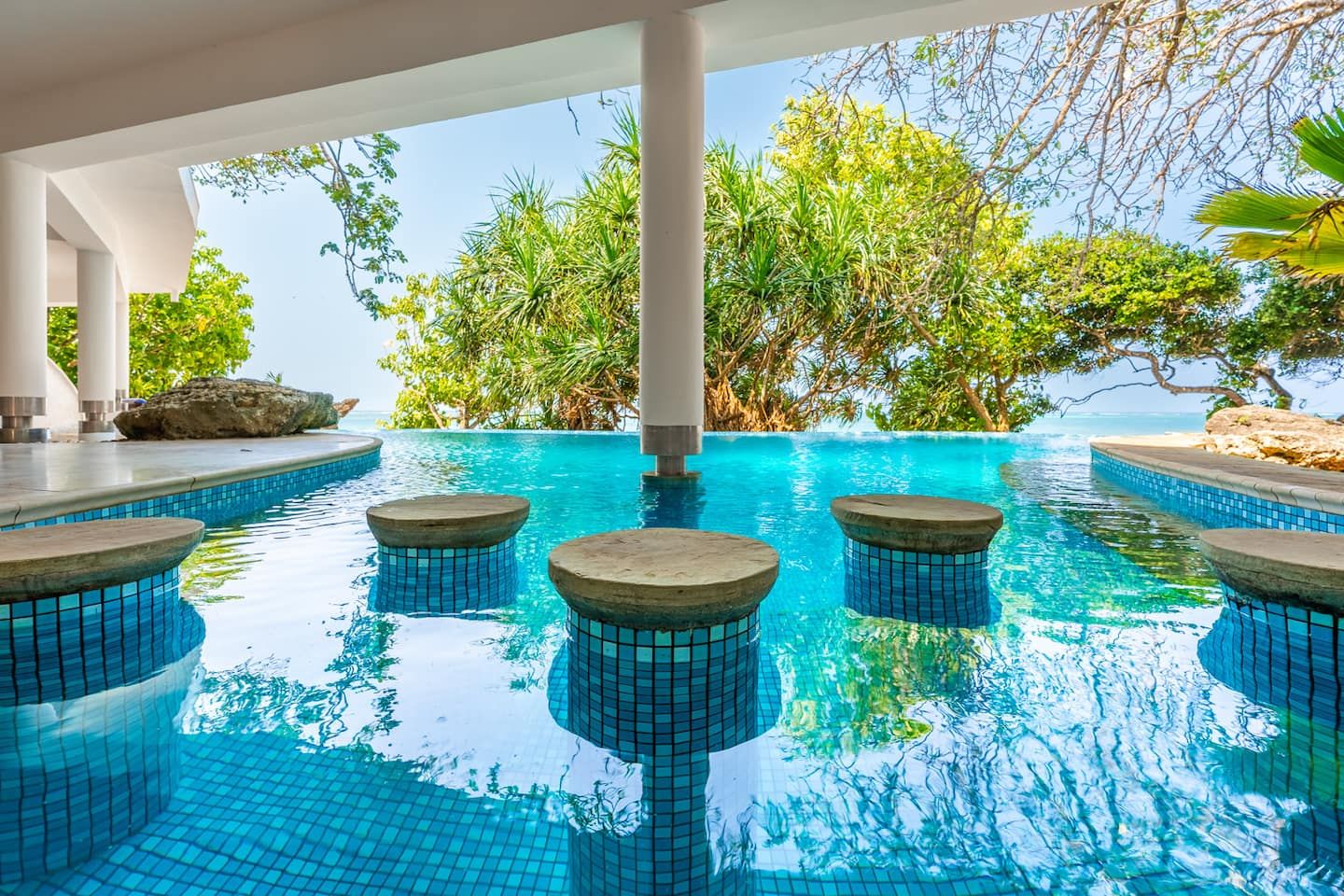 Tequila Sunrise Villa — photo 138