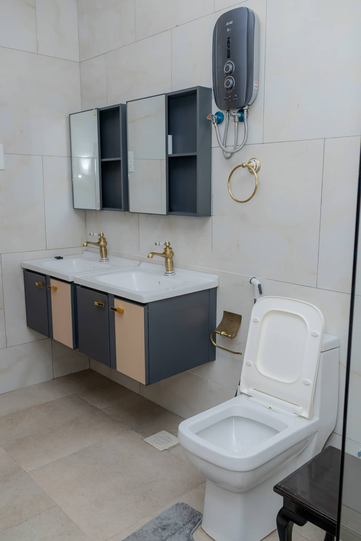 Executive Suite 4BR Penthouse, Sandy Shore — photo 17
