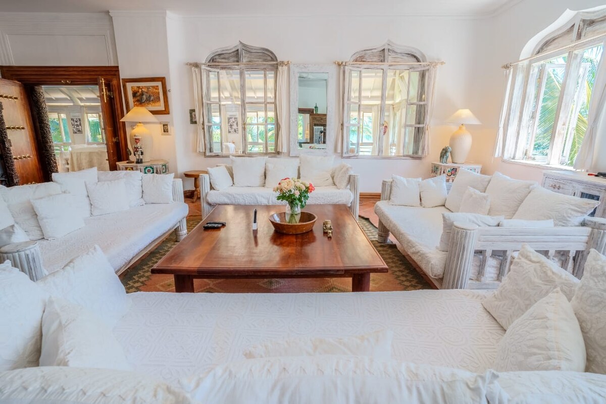 Diani White House - 2 Homes Together, 6BR — photo 42