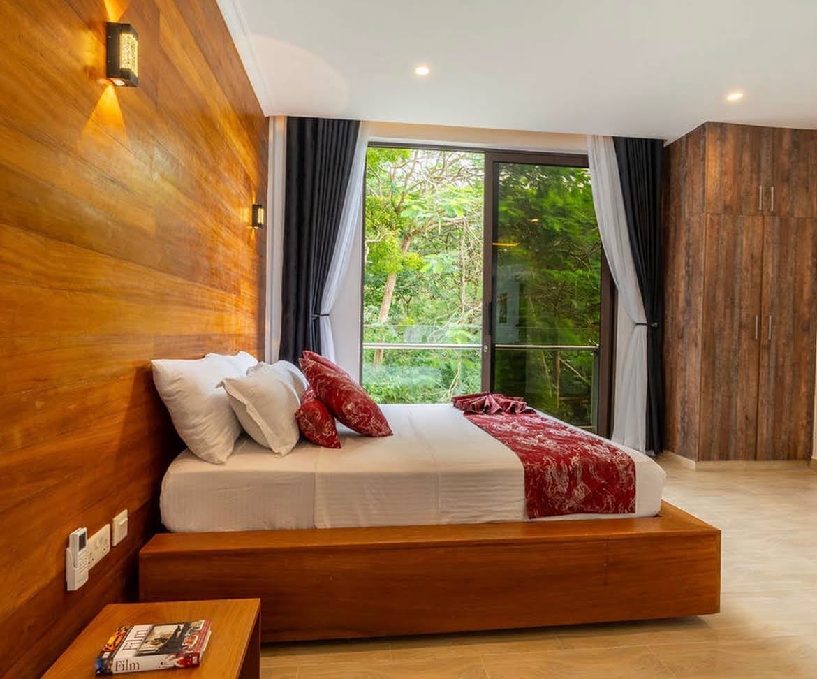 Palm Haven 1, 5BR — photo 40