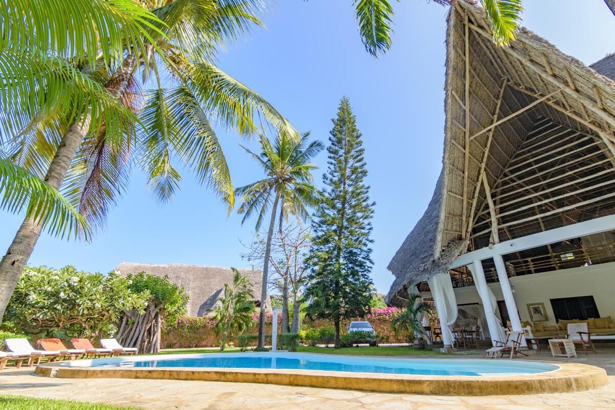 5BR Ensuite Villa With Pool — photo 7