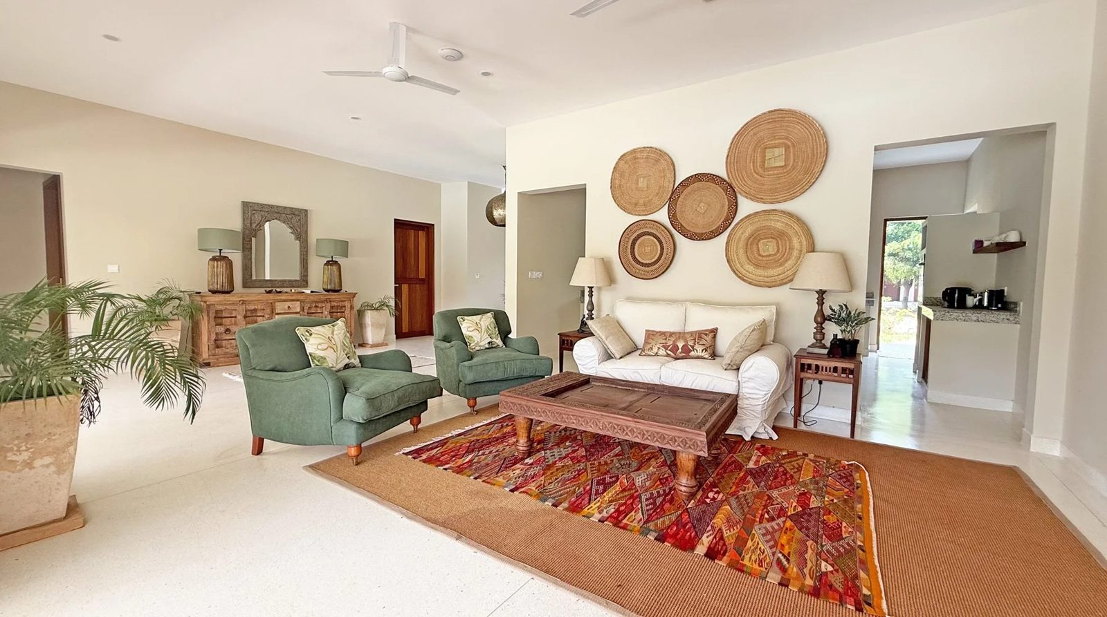 Upepo House, 4BR Mida Forest — photo 10