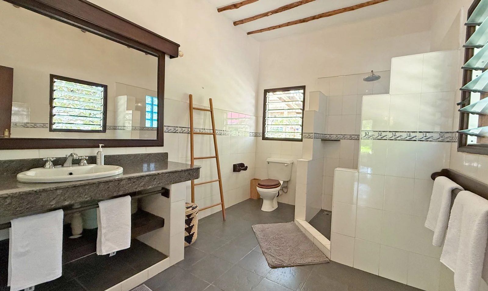 Coconut Grove, 4BR Mida Forest — photo 33