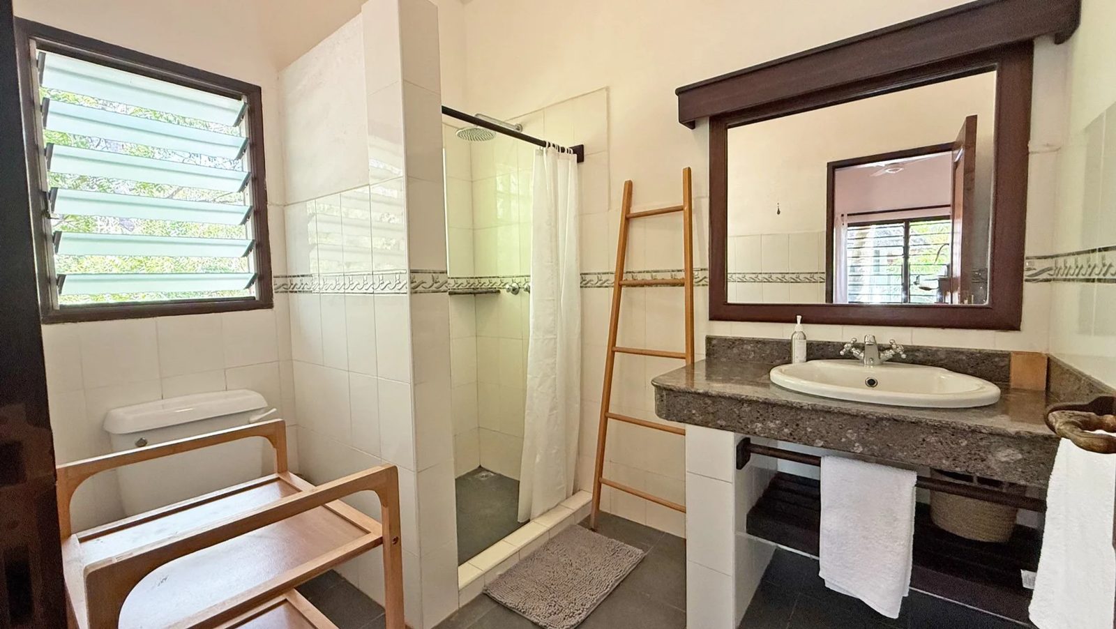 Coconut Grove, 4BR Mida Forest — photo 28