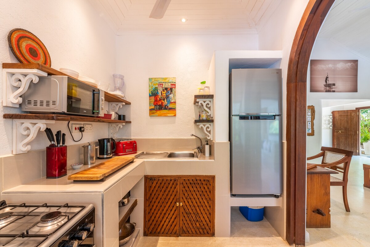 Inshallah Beach Cottage — photo 19