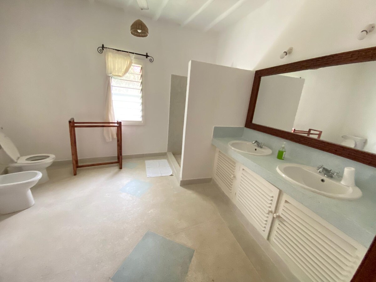 Private Villa With Pool, 5BR — photo 11