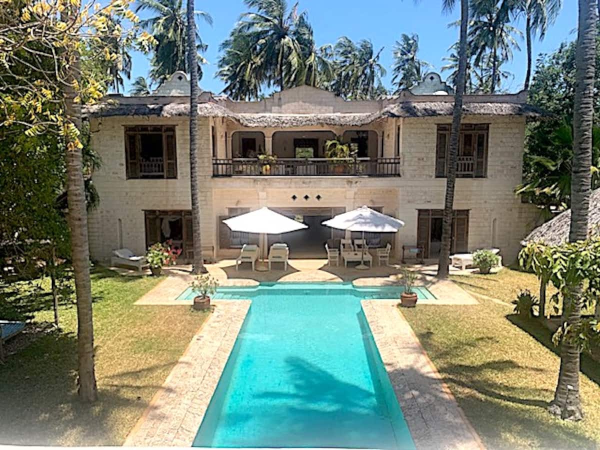 VillaTamu — Fully Staffed Between Ocean & Creek — photo 56