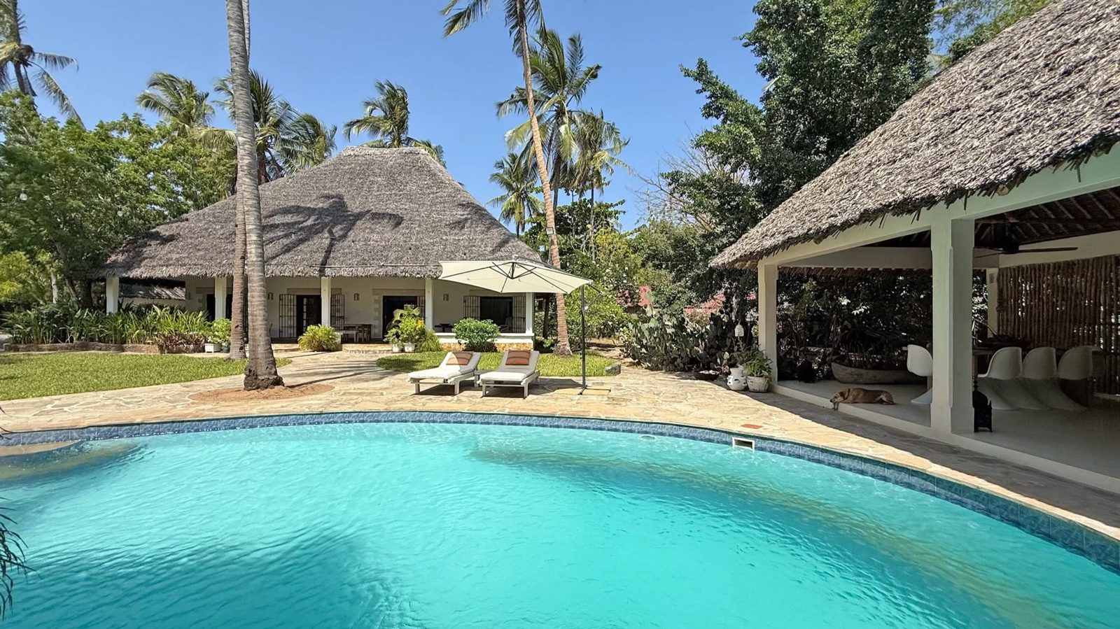 Coconut Grove, 4BR Mida Forest — view 1