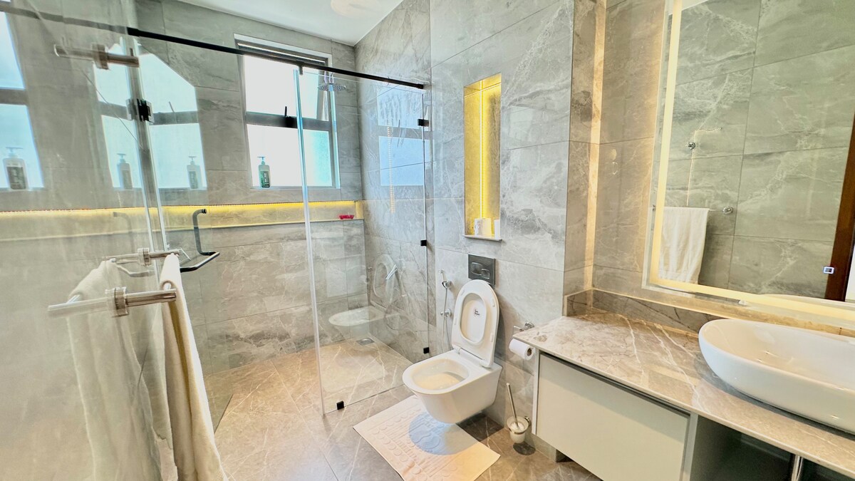 Nauras Apartment, Modern Coastal Stay 2BR — photo 80