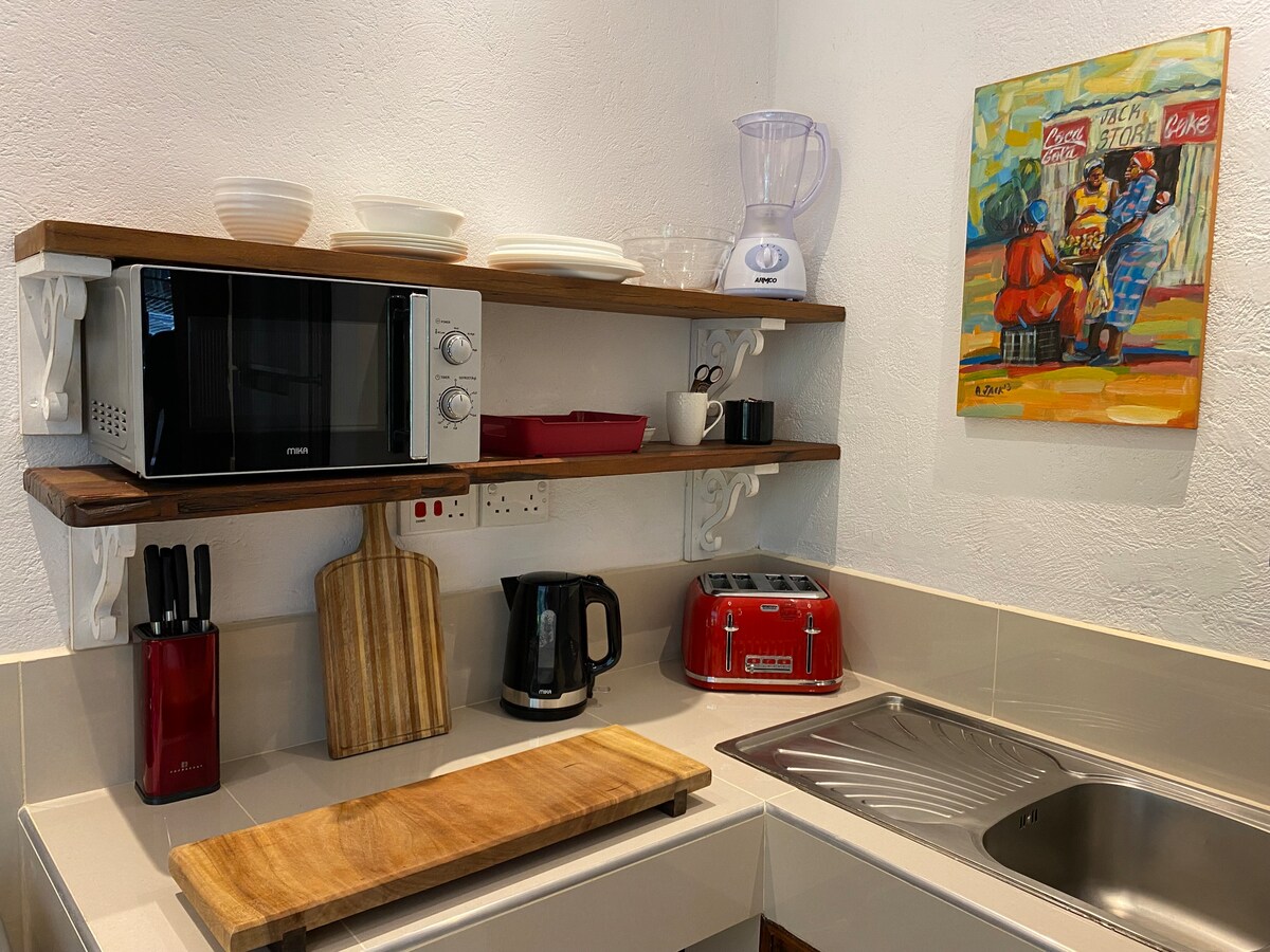 Inshallah Beach Cottage — photo 20
