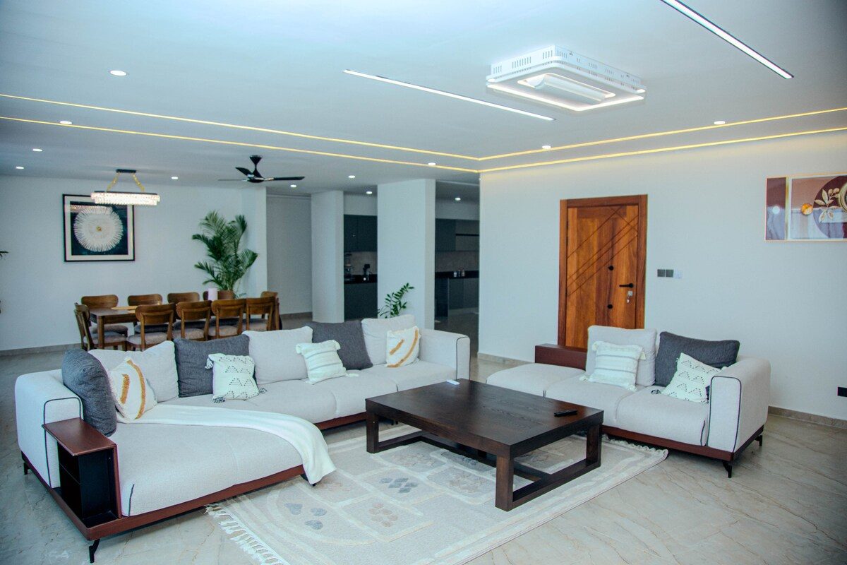 Semo's Aqua Luxury 6BR Penthouse — photo 21
