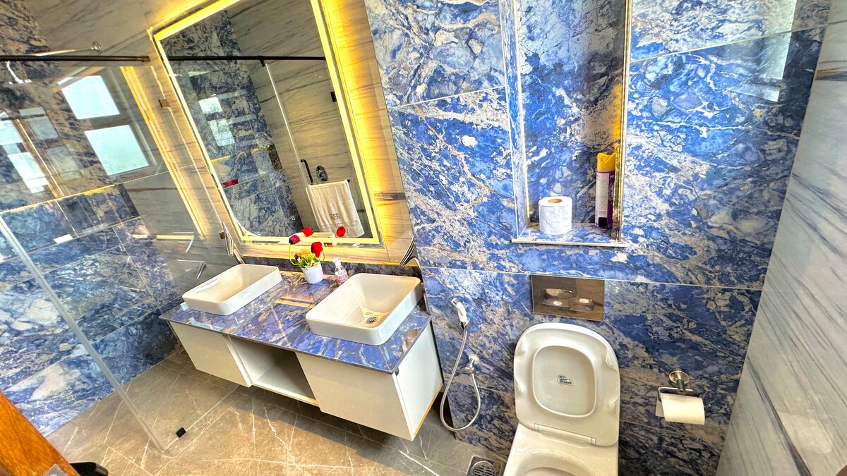 Nauras Apartment, Modern Coastal Stay 2BR — photo 95