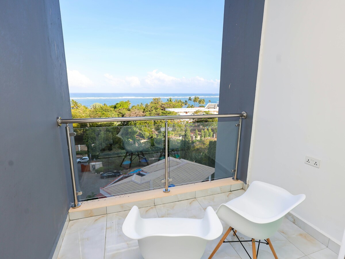 Seaside Haven Sea Views, 4BR — photo 36