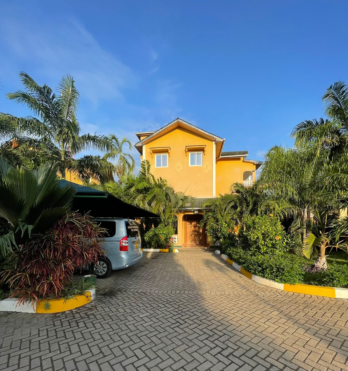 Private Villa Diani Beach, 5BR — view 2