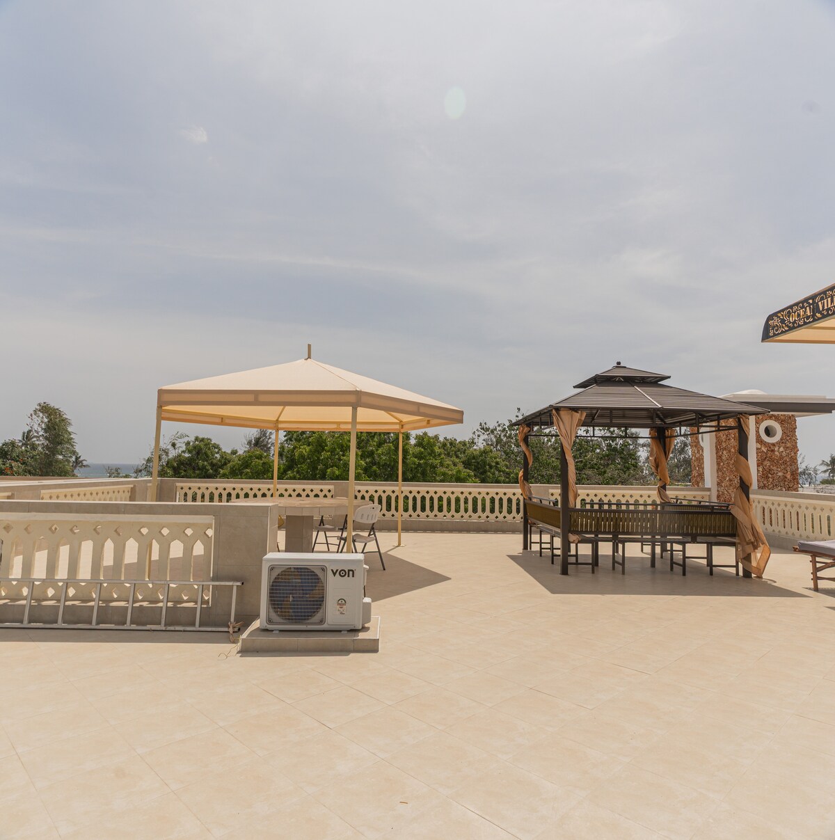 Ocean Villa Luxury 9BR Beachfront — photo 35