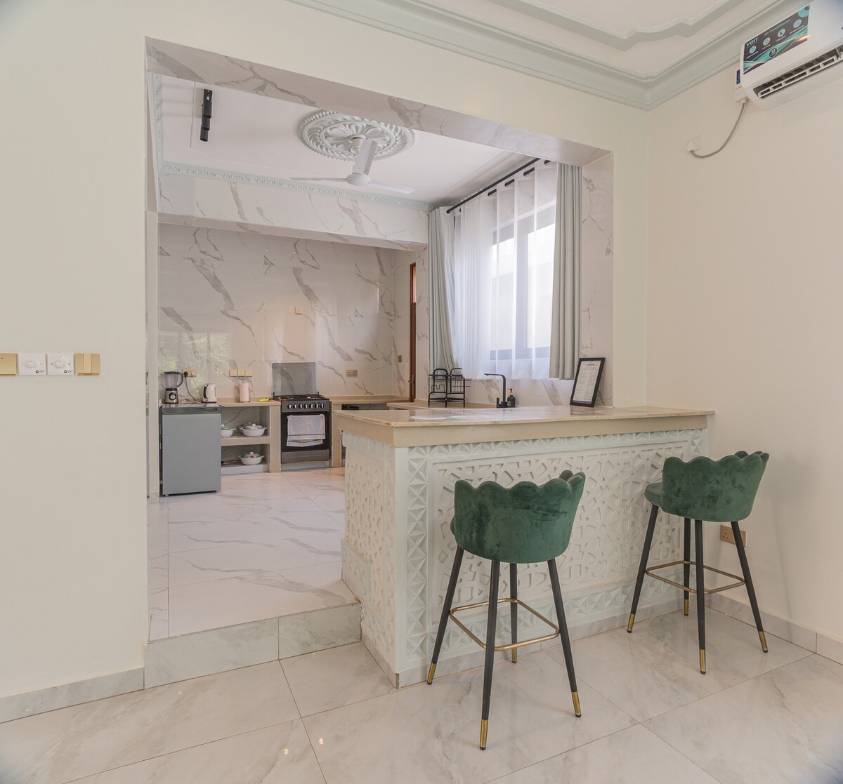 Ocean Villa Luxury 9BR Beachfront — photo 73