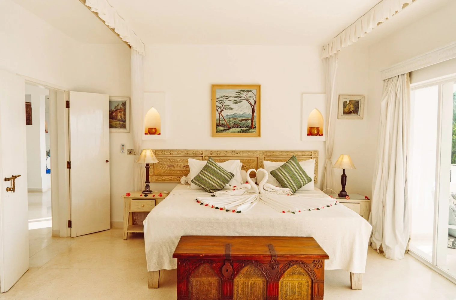 Ocean Rose, 5BR Beachfront — photo 9