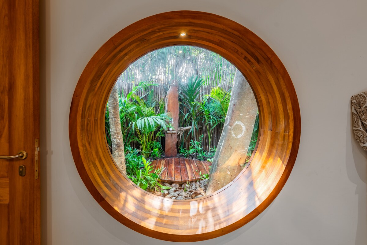 Pandanas Beach Villa — photo 28